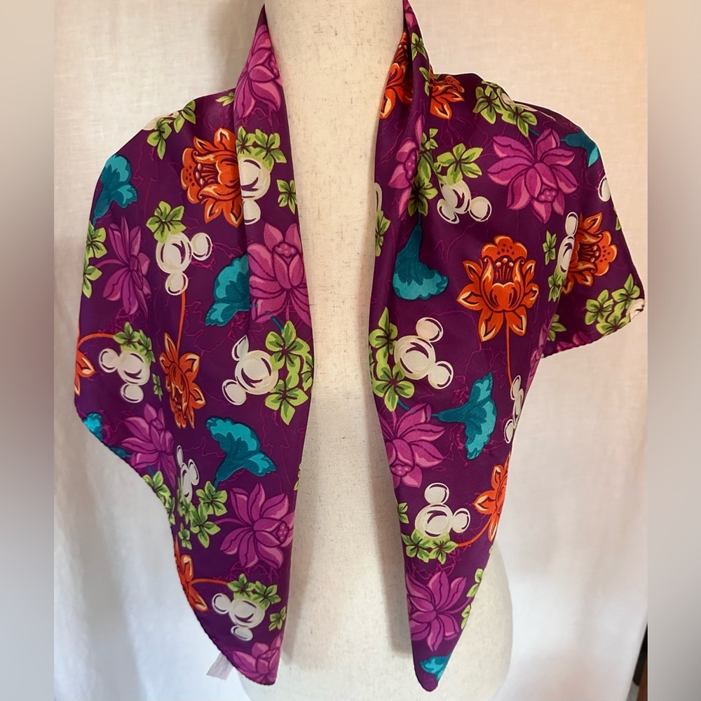 Disney Scarf!! Hawaiian Floral Design With Mickey Icons